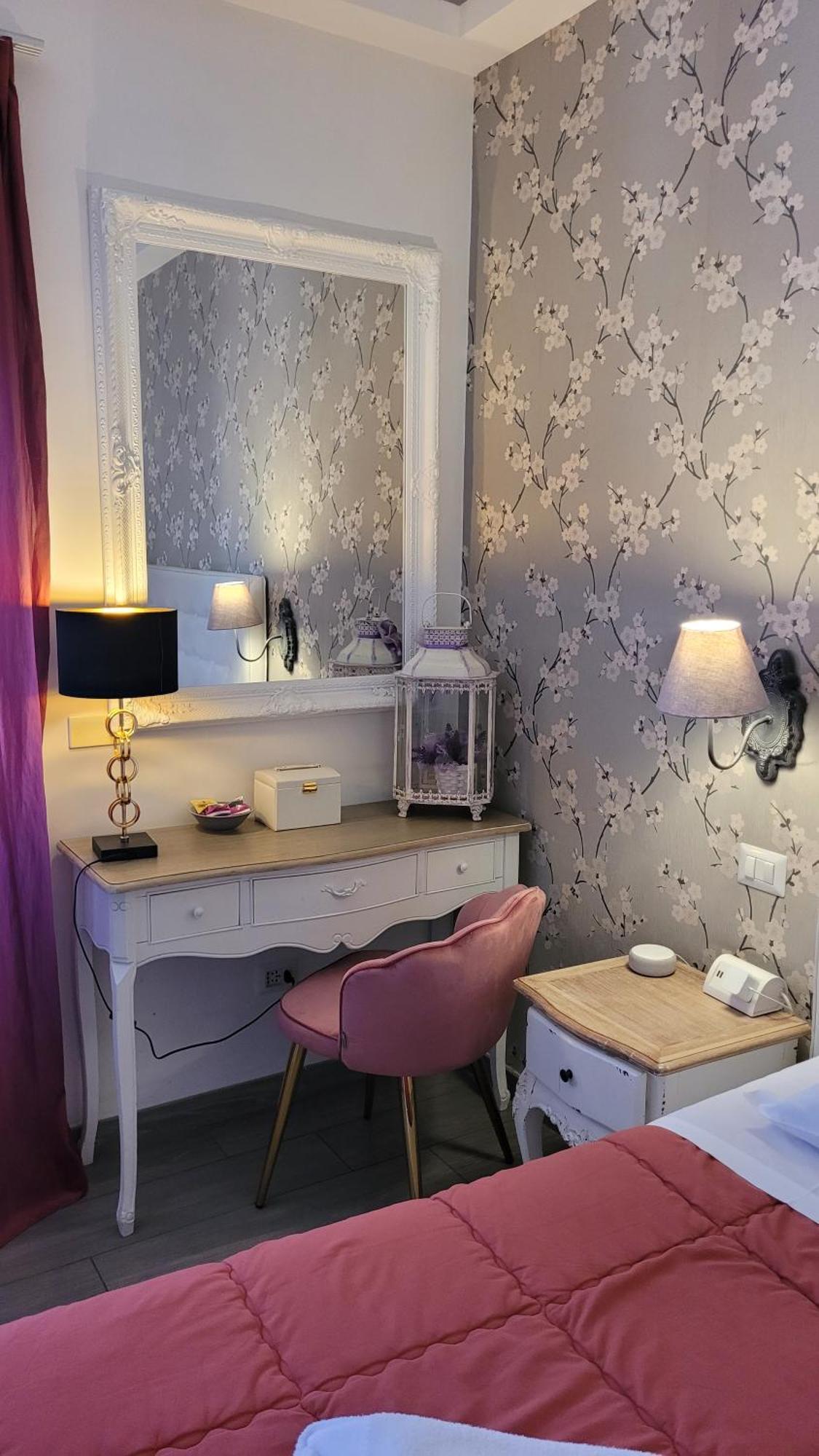 Romantic Dreams 2* Rom